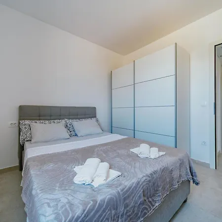 Borelli Apartment *
